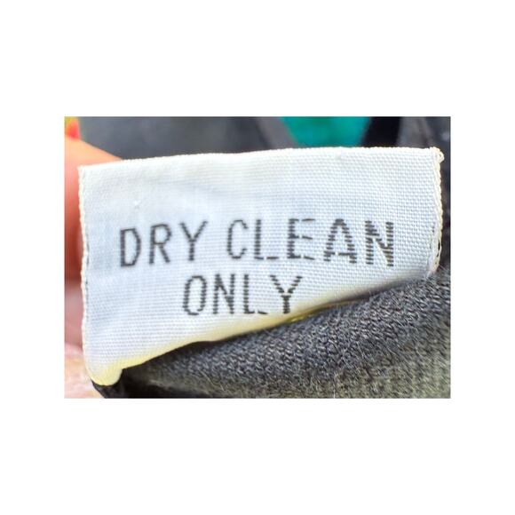 Vintage Sasson Velvet Black Belted Jumper Size 6/7 - Picture 8 of 8